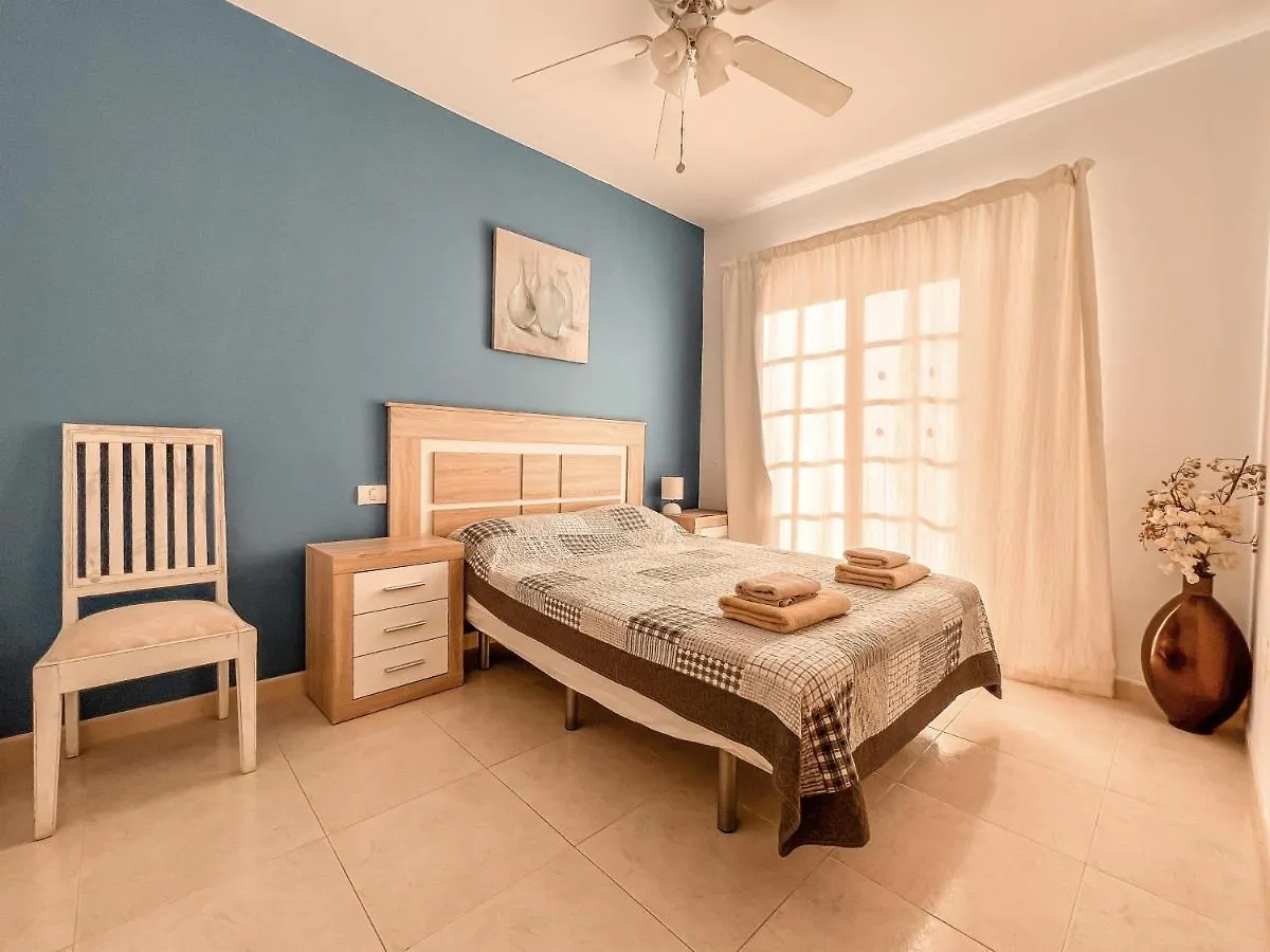 Prázdninový dům Townhouse With Ac In Callao Salvaje, Sonia, Cs148