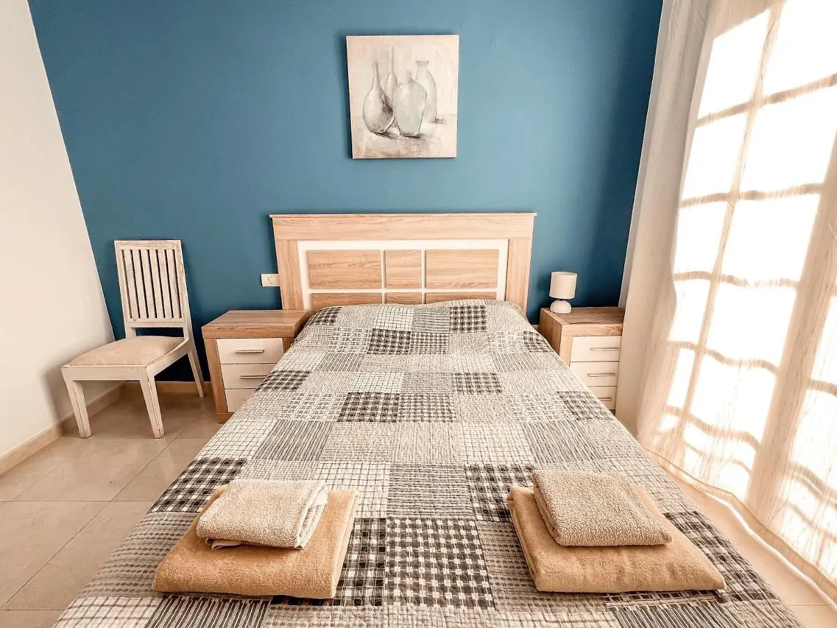 Townhouse With Ac In Callao Salvaje, Sonia, Cs148